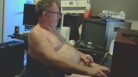 Snapshot of thang5545 chatting on 12-28-24, 09:31 thang5545 online show from 12-28-24, 09:31