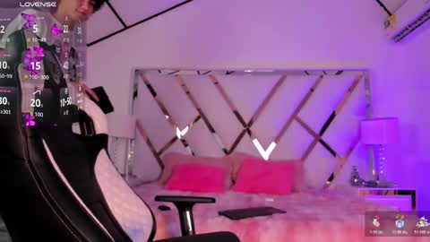 thanier_18 online show from 04-30-26, 07:09