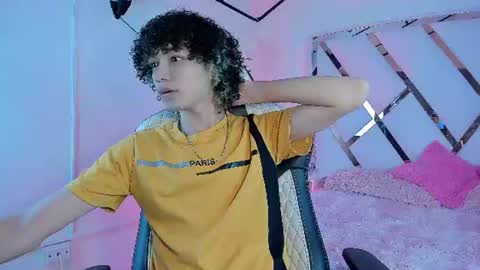 thanier_18 online show from 07-10-26, 03:33