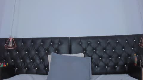 Snapshot of thara_webstter chatting on 01-27-25, 05:37 thara webstter online show from 01-27-25, 05:37