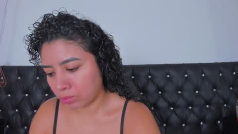 Snapshot of thara_webstter chatting on 02-01-25, 11:43 thara webstter online show from 02-01-25, 11:43