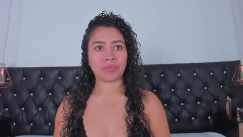 Snapshot of thara_webstter chatting on 02-03-25, 11:31 thara webstter online show from 02-03-25, 11:31