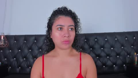 Snapshot of thara_webstter chatting on 02-12-25, 11:40 thara webstter online show from 02-12-25, 11:40