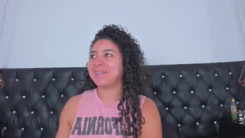 Snapshot of thara_webstter chatting on 02-27-25, 05:36 thara webstter online show from 02-27-25, 05:36