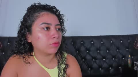 Snapshot of thara_webstter chatting on 03-11-25, 11:44 thara webstter online show from 03-11-25, 11:44