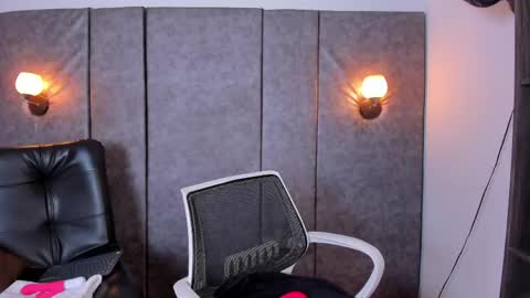 thara webstter online show from 04-25-26, 12:08