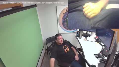 Snapshot of thaterkman chatting on 11-18-25, 06:56 thaterkman online show from 11-18-25, 06:56