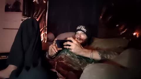 thatcouple online show from 12-13-24, 06:31