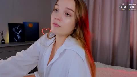 Snapshot of thatonerabbit chatting on 09-15-25, 11:10 Alice online show from 09-15-25, 11:10