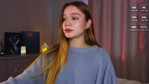 Snapshot of thatonerabbit chatting on 10-10-25, 10:03 Alice online show from 10-10-25, 10:03