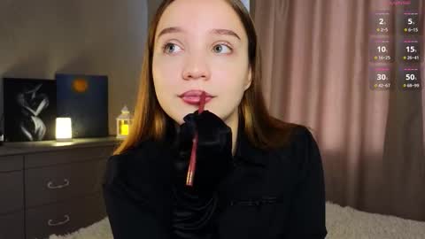 Snapshot of thatonerabbit chatting on 10-13-25, 11:10 Alice online show from 10-13-25, 11:10