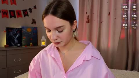 Snapshot of thatonerabbit chatting on 10-23-25, 11:31 Alice online show from 10-23-25, 11:31