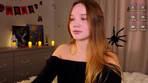 Snapshot of thatonerabbit chatting on 10-24-25, 01:07 Alice online show from 10-24-25, 01:07