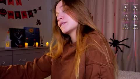 Snapshot of thatonerabbit chatting on 10-25-25, 11:29 Alice online show from 10-25-25, 11:29