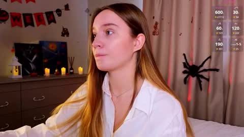 Snapshot of thatonerabbit chatting on 10-26-25, 10:54 Alice online show from 10-26-25, 10:54