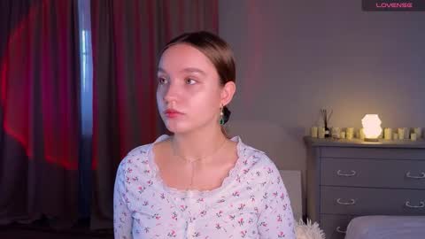 Snapshot of thatonerabbit chatting on 11-09-25, 11:52 Alice online show from 11-09-25, 11:52