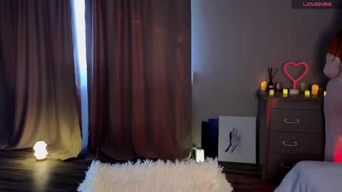 Snapshot of thatonerabbit chatting on 11-16-25, 11:16 Alice online show from 11-16-25, 11:16