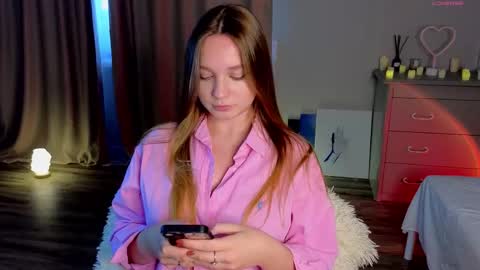 Snapshot of thatonerabbit chatting on 11-27-25, 11:56 Alice online show from 11-27-25, 11:56