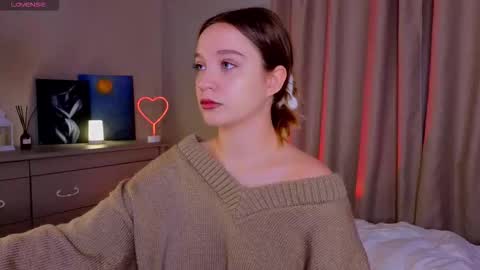 Snapshot of thatonerabbit chatting on 12-03-25, 11:52 Alice online show from 12-03-25, 11:52