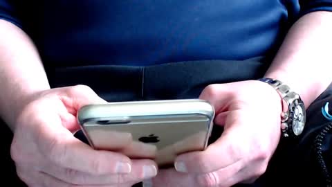 Snapshot of the1pocketrocket chatting on 01-04-25, 12:16 the1pocketrocket online show from 01-04-25, 12:16