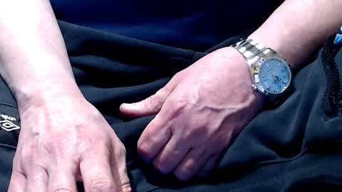 Snapshot of the1pocketrocket chatting on 02-14-25, 10:58 the1pocketrocket online show from 02-14-25, 10:58