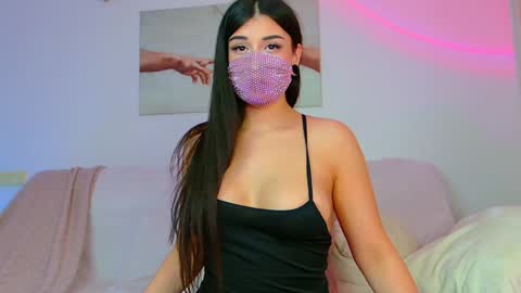 Snapshot of the__sabenna chatting on 12-01-24, 04:40 Madina online show from 12-01-24, 04:40