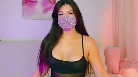 Snapshot of the__sabenna chatting on 09-25-25, 01:26 Madina online show from 09-25-25, 01:26