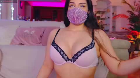 Snapshot of the__sabenna chatting on 03-02-26, 05:42 Madina online show from 03-02-26, 05:42