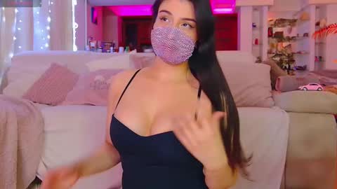 Snapshot of the__sabenna chatting on 03-03-26, 05:41 Madina online show from 03-03-26, 05:41