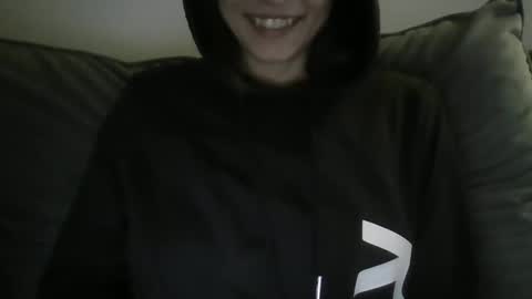 Snapshot of the_borderlands chatting on 03-05-26, 05:36 the crazy travellers online show from 03-05-26, 05:36