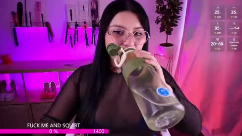Snapshot of the_cat_girl_ chatting on 05-06-26, 05:07 i am Cat online show from 05-06-26, 05:07