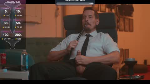 Snapshot of the_dilf chatting on 12-21-24, 04:25 The DILF - online show from 12-21-24, 04:25