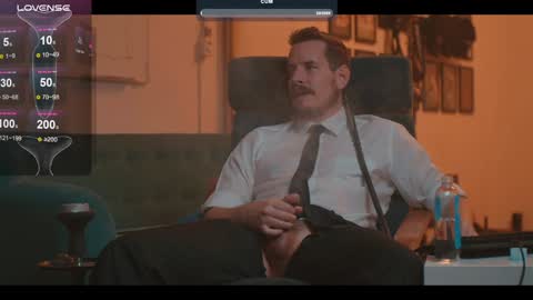 Snapshot of the_dilf chatting on 12-24-24, 01:06 The DILF - online show from 12-24-24, 01:06