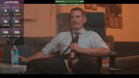 Snapshot of the_dilf chatting on 09-30-25, 02:33 The DILF - online show from 09-30-25, 02:33