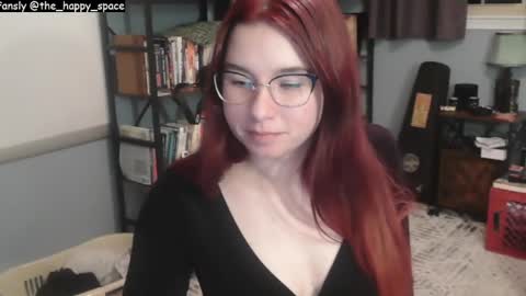 Snapshot of the_happy_space chatting on 02-09-25, 03:11 MATERNITY LEAVE online show from 02-09-25, 03:11