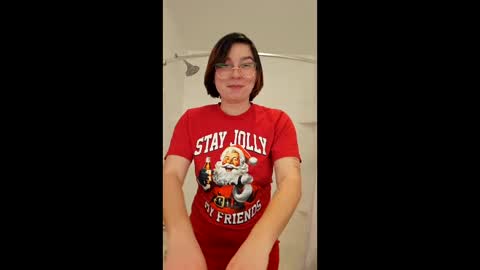 Snapshot of the_happy_space chatting on 12-22-25, 01:24 MATERNITY LEAVE online show from 12-22-25, 01:24