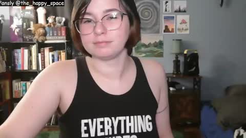 Snapshot of the_happy_space chatting on 01-08-26, 01:19 MATERNITY LEAVE online show from 01-08-26, 01:19