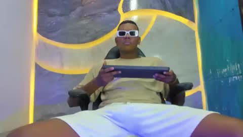 the_hot_boy0 online show from 11-13-25, 12:04