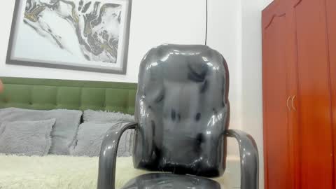   T H E    M A R K   K I N G online show from 04-18-26, 07:07