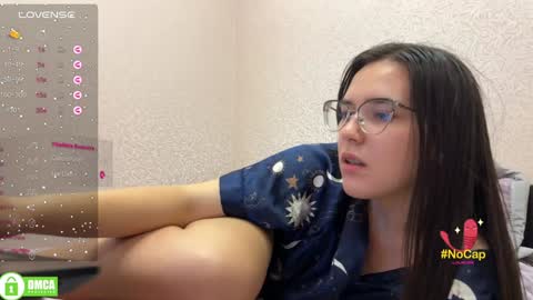 Snapshot of the_princese chatting on 02-05-25, 07:10 Alice online show from 02-05-25, 07:10