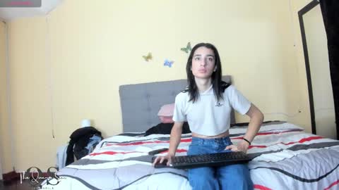 Snapshot of the_queensex chatting on 03-07-25, 12:12 the_queensex online show from 03-07-25, 12:12