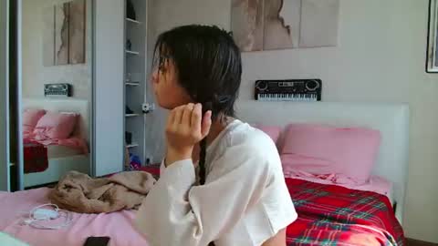 the_slutty_fox online show from 06-18-26, 07:19
