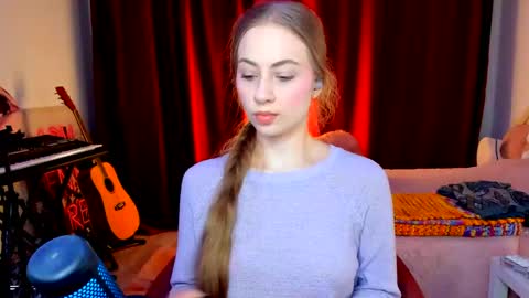 Snapshot of the_steel_magnolia_ chatting on 05-06-26, 07:19 Ally STREAMING ON TWITCH NOW Check my Twitter for updates online show from 05-06-26, 07:19