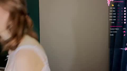 Vicky online show from 02-12-26, 05:41