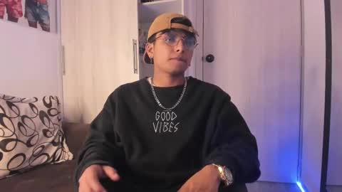 Danny online show from 09-16-25, 04:13