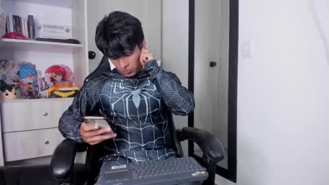 Danny online show from 10-30-25, 02:40