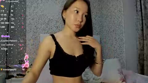 Luna online show from 08-02-26, 04:16