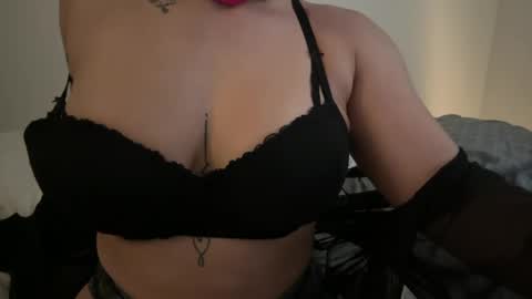Bella Rosa online show from 04-29-26, 09:21