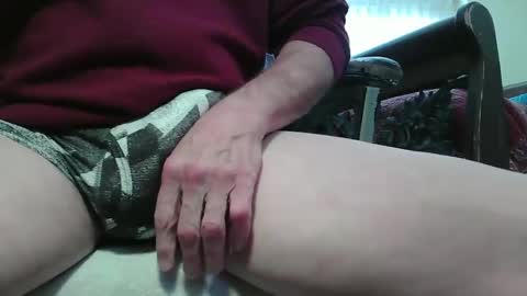 Snapshot of thebest14u chatting on 02-07-26, 06:00 thebest14u online show from 02-07-26, 06:00