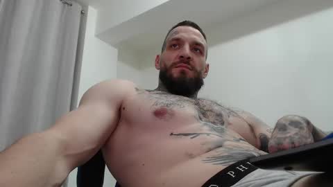 Snapshot of thebestmuscles chatting on 03-05-26, 07:21 John online show from 03-05-26, 07:21